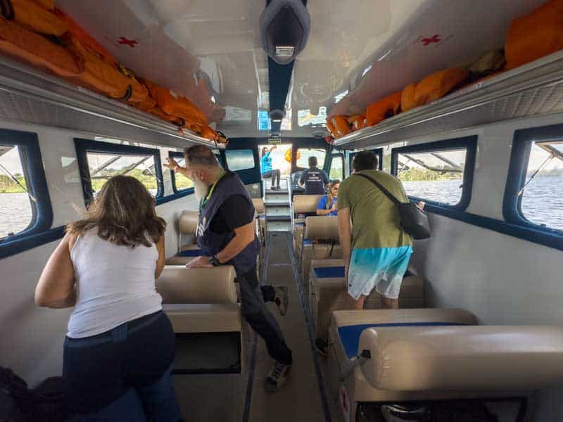 Passeio de barco pela Represa Guarapiranga com a Vivant SP