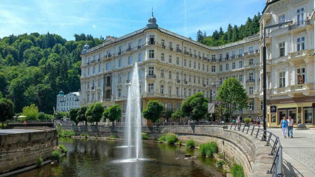 Karlovy Vary melhor bate-volta saindo de Praga para relaxar. 