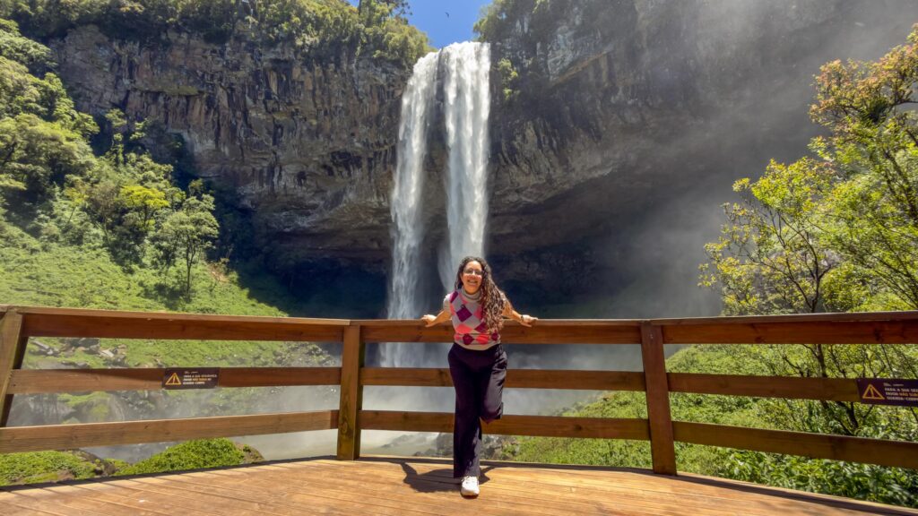 Deck da trilha do pé da cascata